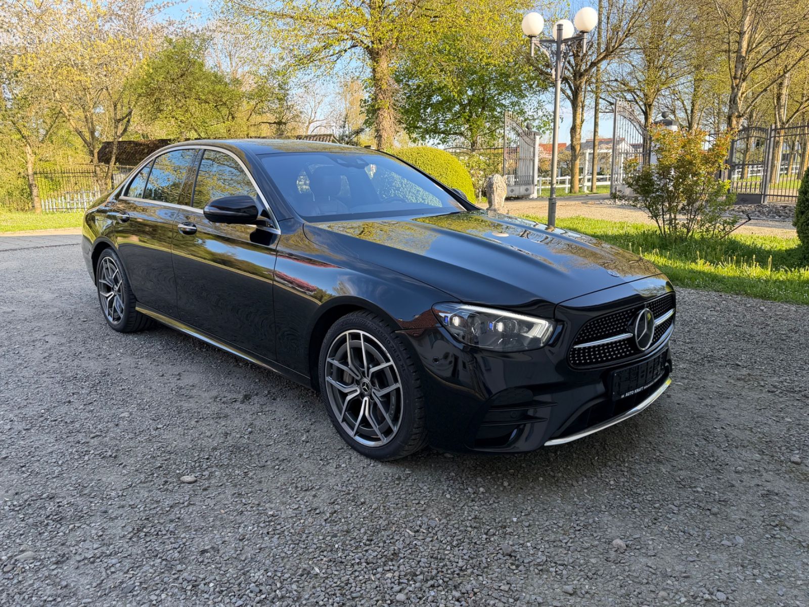 MERCEDES-BENZ E 400 d 4Matic AMG LINE DISTRONIC SCHIEBED BURME