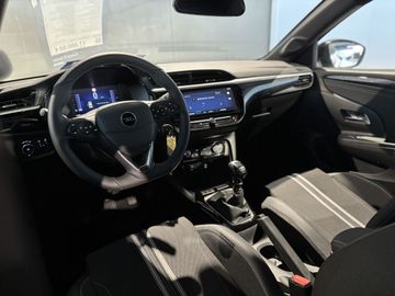 Fotografie 14 des Opel Corsa 1.2 Direct Injection Turbo GS