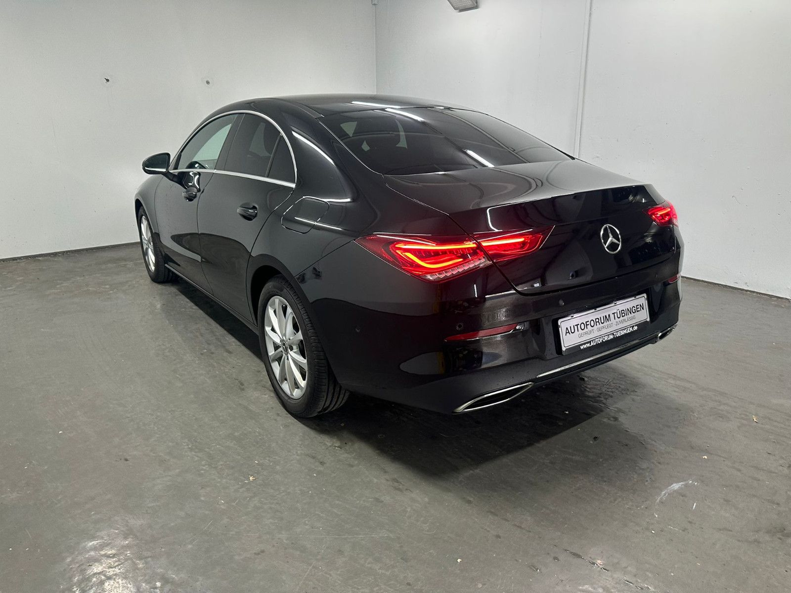Fahrzeugabbildung Mercedes-Benz CLA 220 d DCT *Progressive*KAMERA*AMBILIGHT