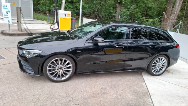 MERCEDES-BENZ CLA 250 Shooting Brake CLA 250 4MATIC DCT Sh...