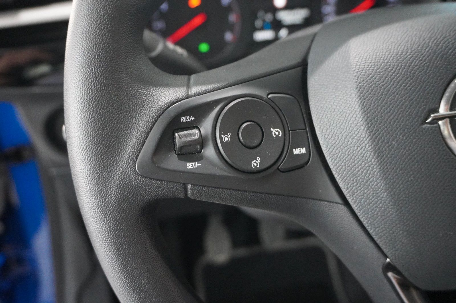 Fahrzeugabbildung Opel Corsa F 1.2 EDITION NAVI/KAMERA/TEMP./PDC/DAB+