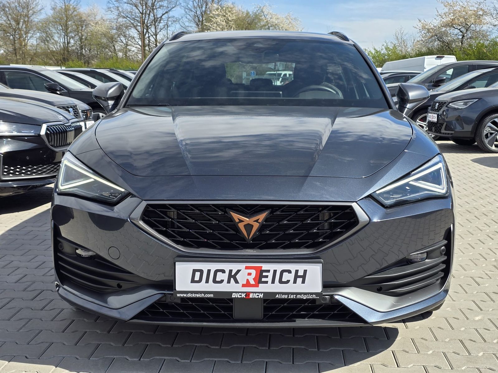 Fahrzeugabbildung CUPRA Leon 1.5 eTSI DSG MATRIX-LED*ACC*APP*KAMERA*18"