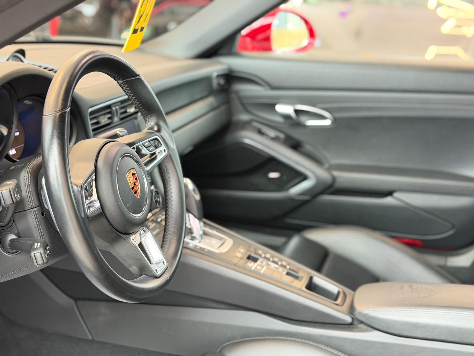 991.2 Carrera 4 GTS Cabrio Sport Chrono Lift