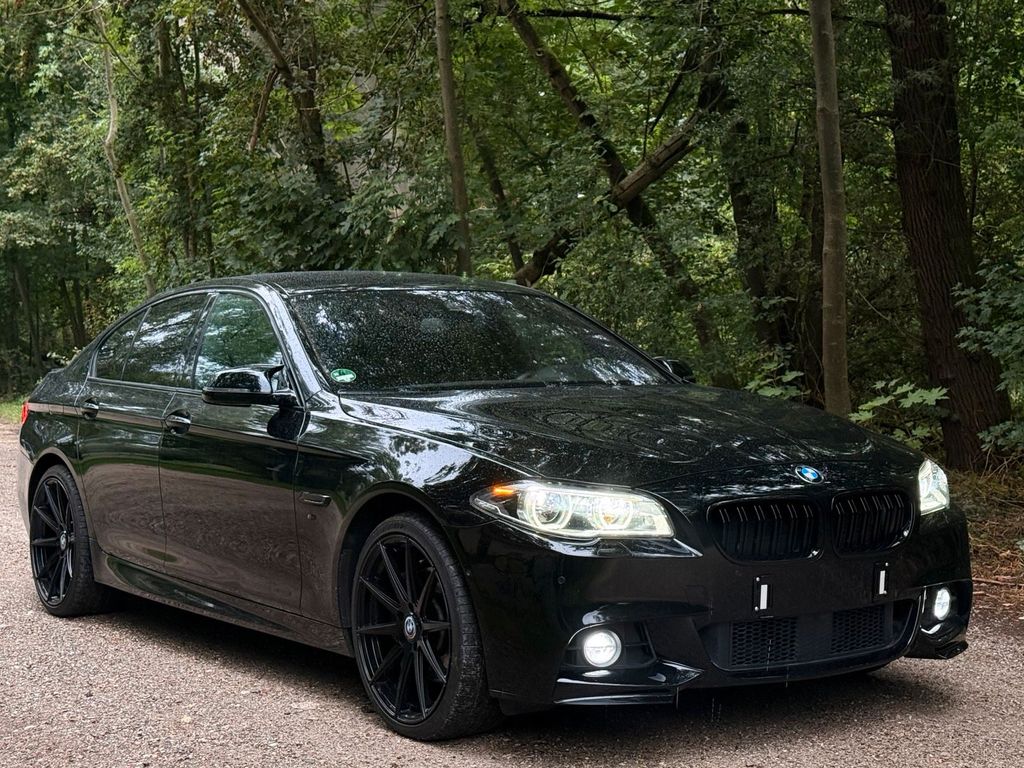 Image of BMW 530