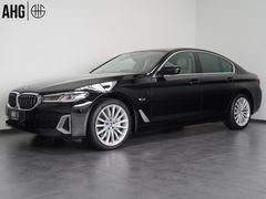 BMW 545 e xDrive Lim. Luxury Line DRIVING ASSISTANT+