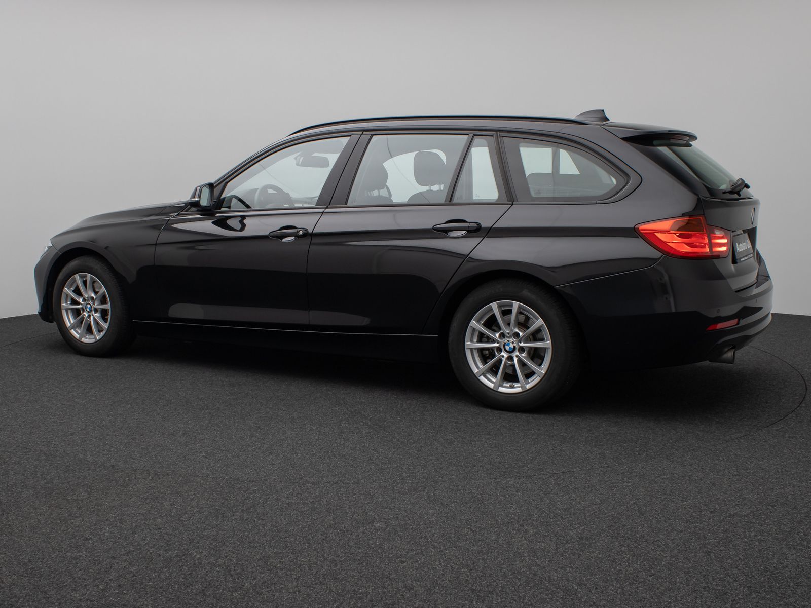 Fahrzeugabbildung BMW 320d Navi PDC Sitzhzg Xenon Geschwindigkeitsreg