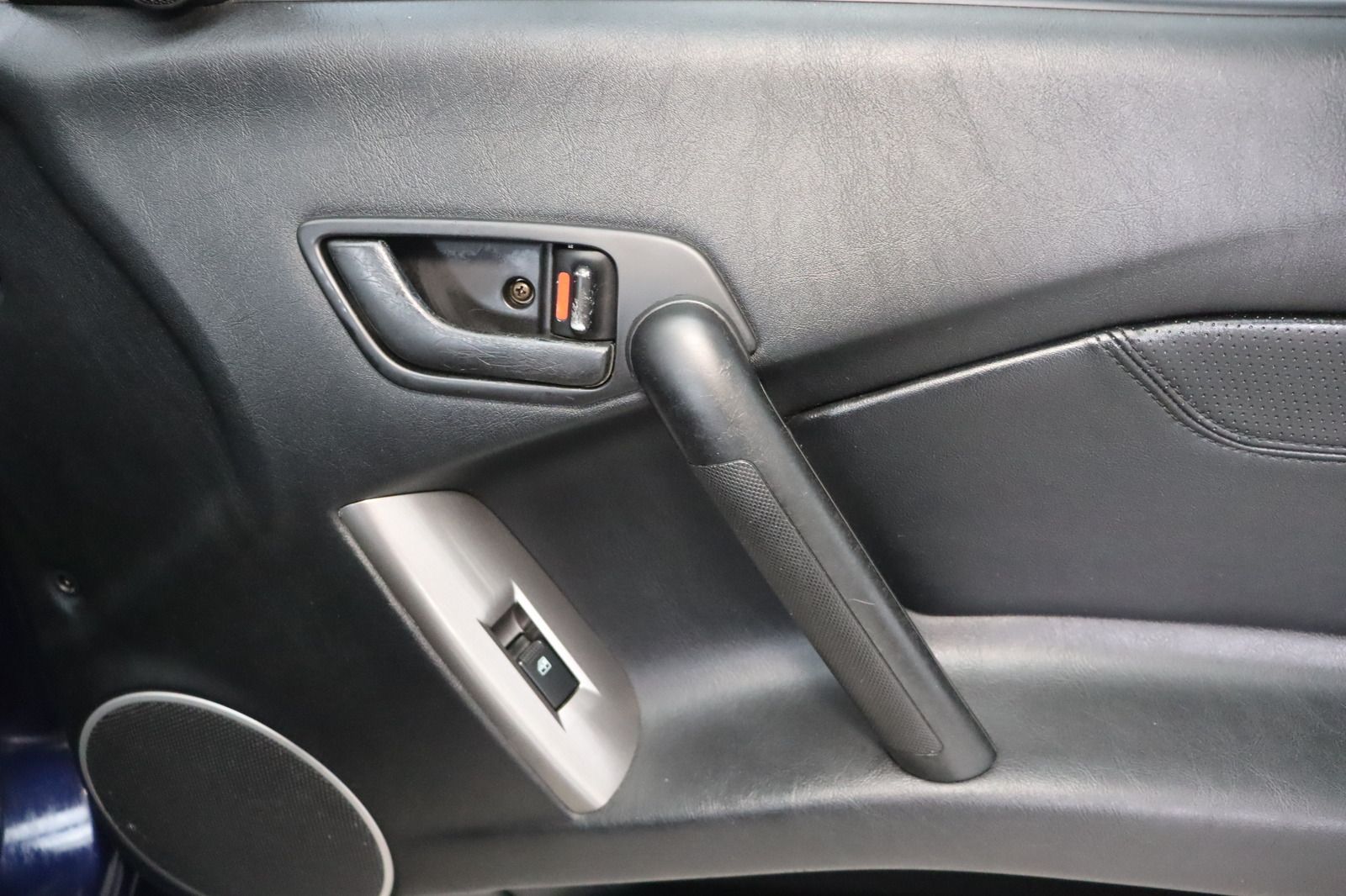 Fahrzeugabbildung Hyundai Coupe 2.7 FX * Sitzhzg. * Leder * Tempomat