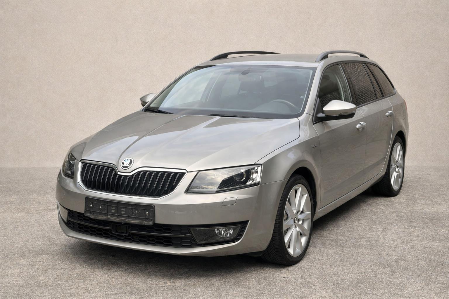 Skoda Octavia 1.0 TSI Joy Combi XENON