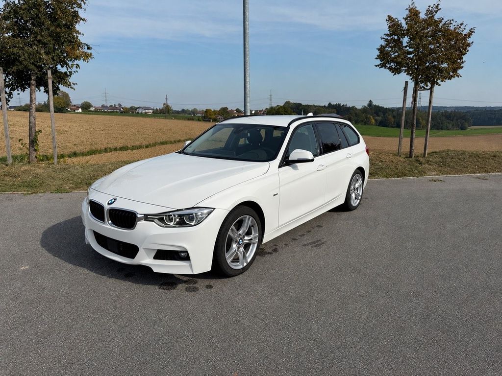 Image of BMW 320