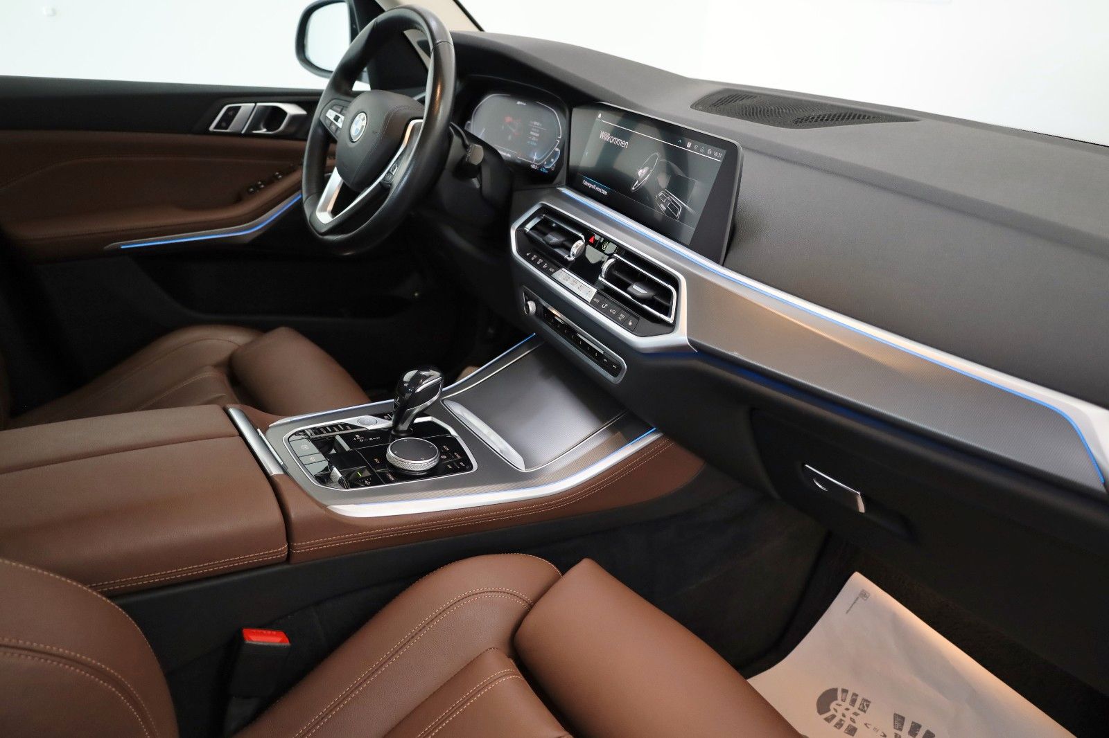 Fahrzeugabbildung BMW X5 xDrive 45 e,Leder,Navi,LED,SH,Kamera,