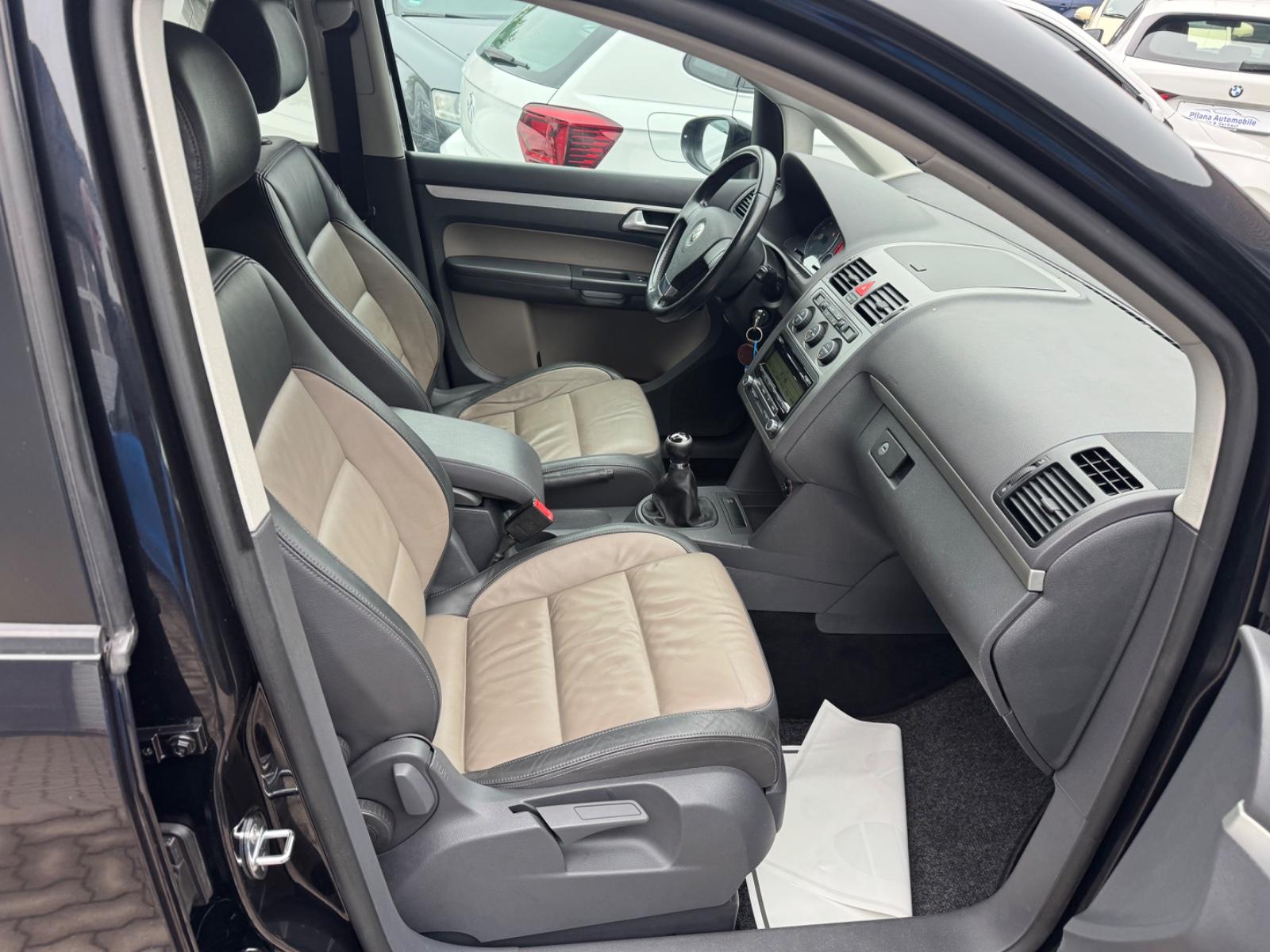 Volkswagen Touran 2009 — photo 9
