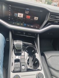 Volkswagen Touareg - 10