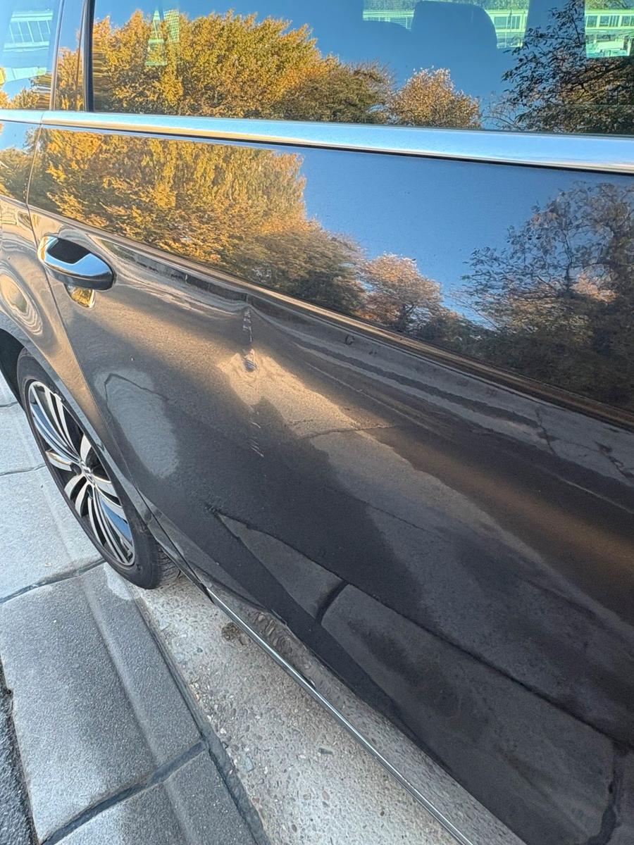 Volkswagen Passat 2014 — photo 10