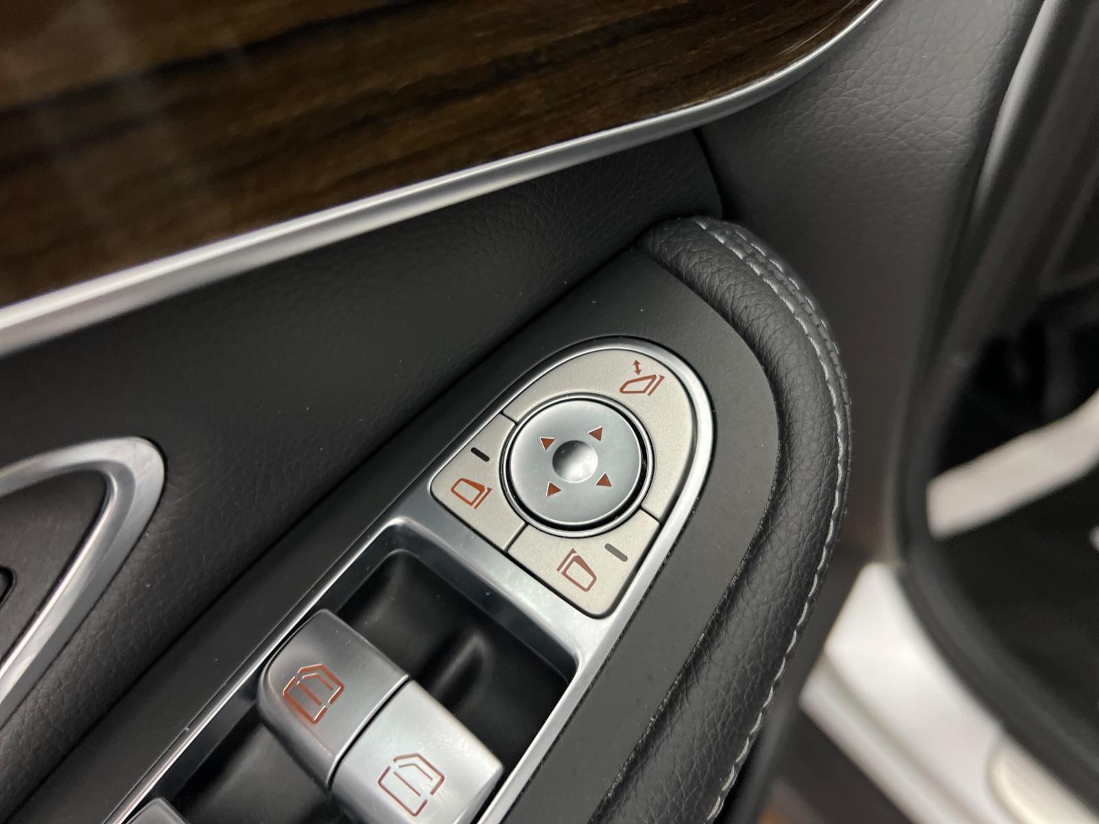 Mercedes-Benz GLC 250 4Matic / NUR 49.tKM / 2.HD / LED /
