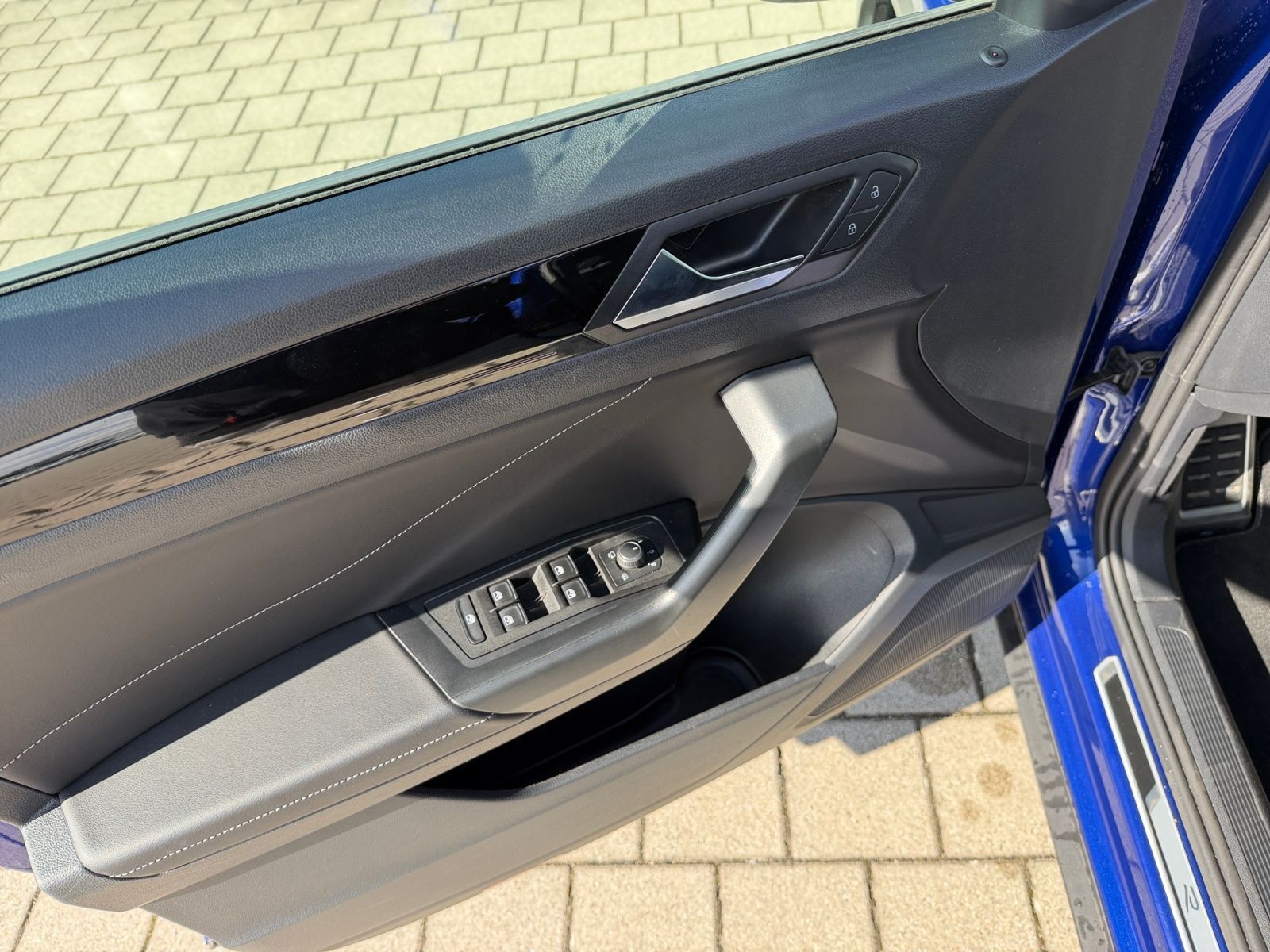 Volkswagen T-Roc - Bild 17