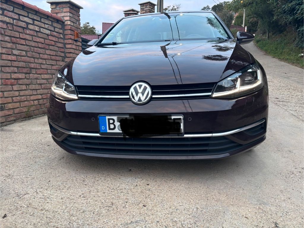 Image of Volkswagen Golf