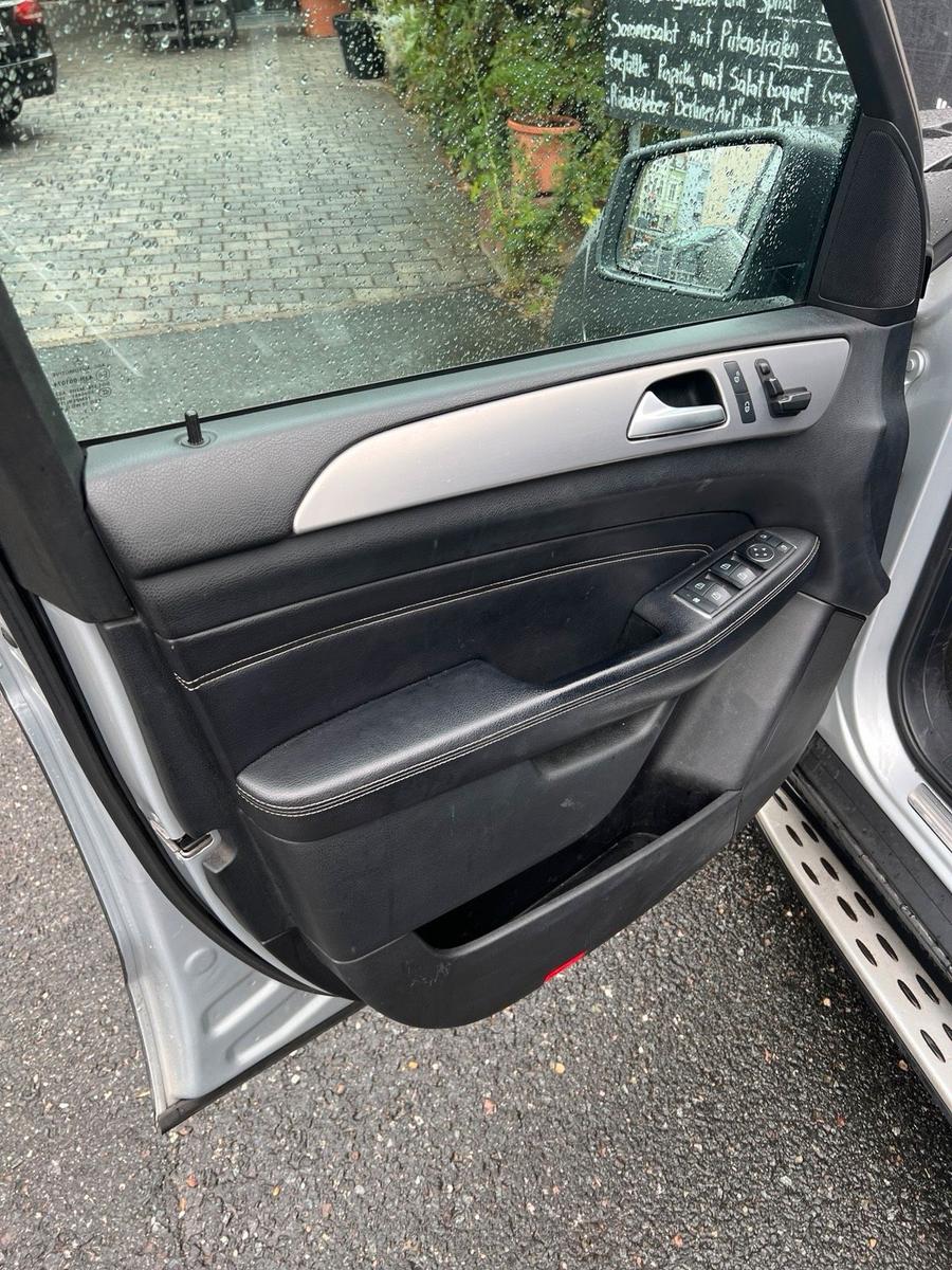 Mercedes-Benz ML 350