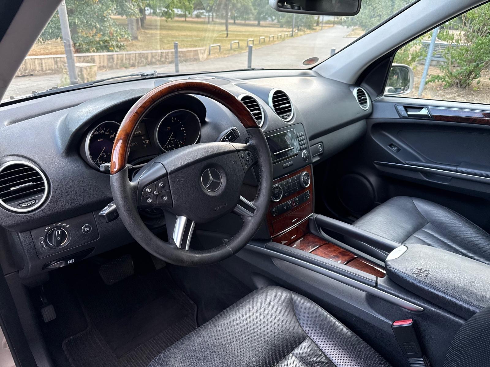 Mercedes-Benz ML 320 CDI 4Matic AMG Sportpaket/S.Belüftung/AHK