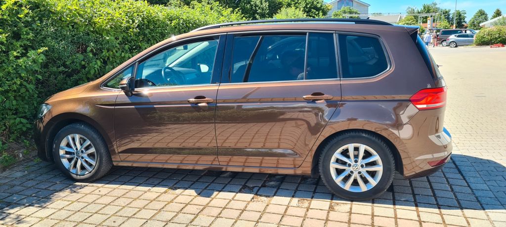 Image of Volkswagen Touran