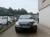 Kia Sorento 2.5 CRDi LX TÜV NEU*2.HAND* ALLRAD* AHK - Kia Sorento in Duisburg