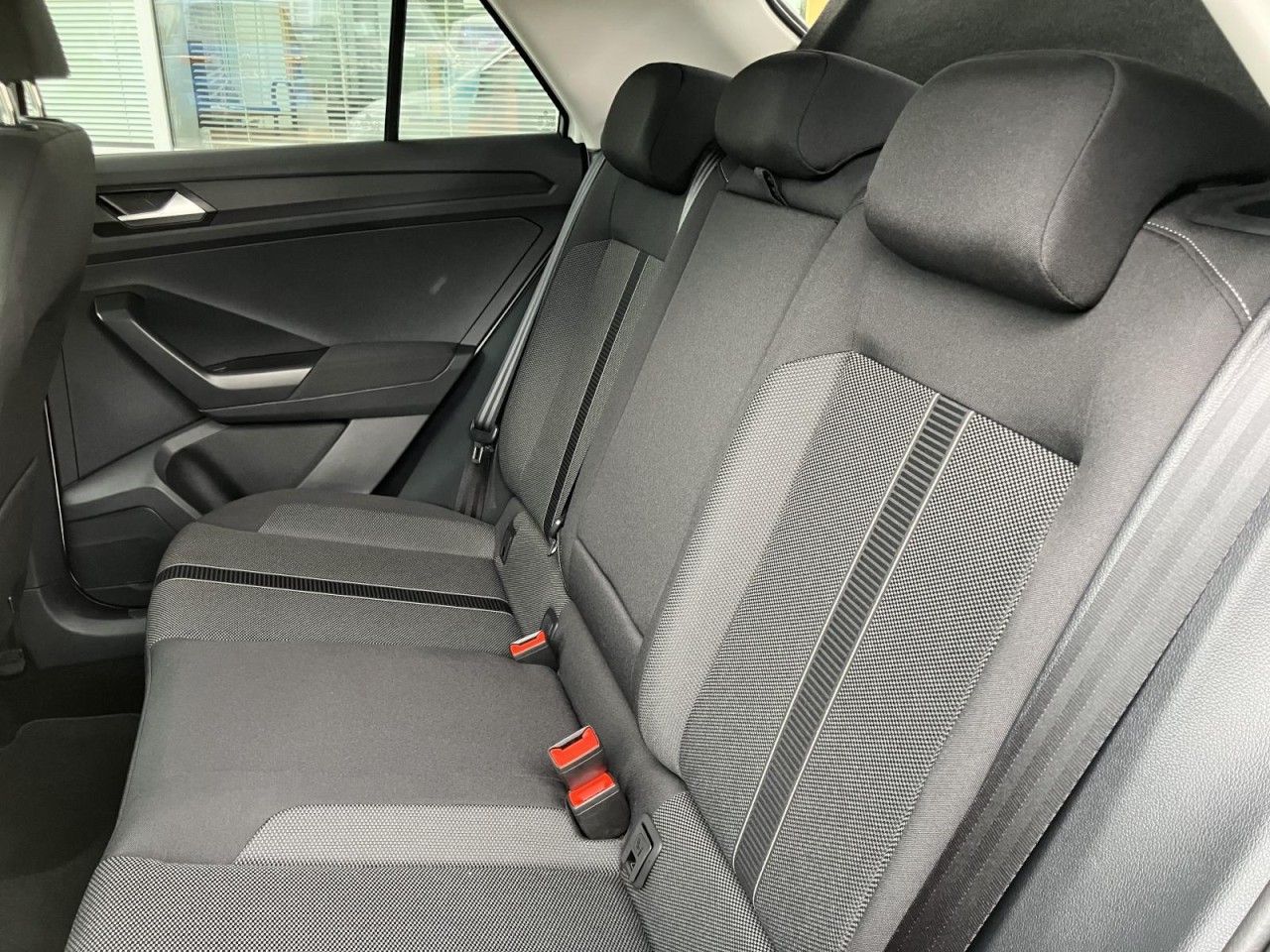 Volkswagen T-Roc - Bild 7