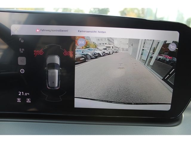 Q3 SUV TFSI MJ 2026 S-tr. - S-line*Tech+*LED*Pri