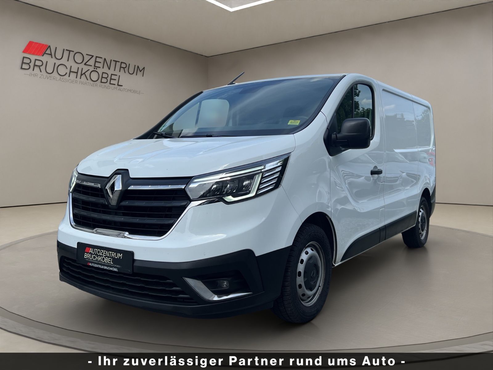 Renault Trafic - 1