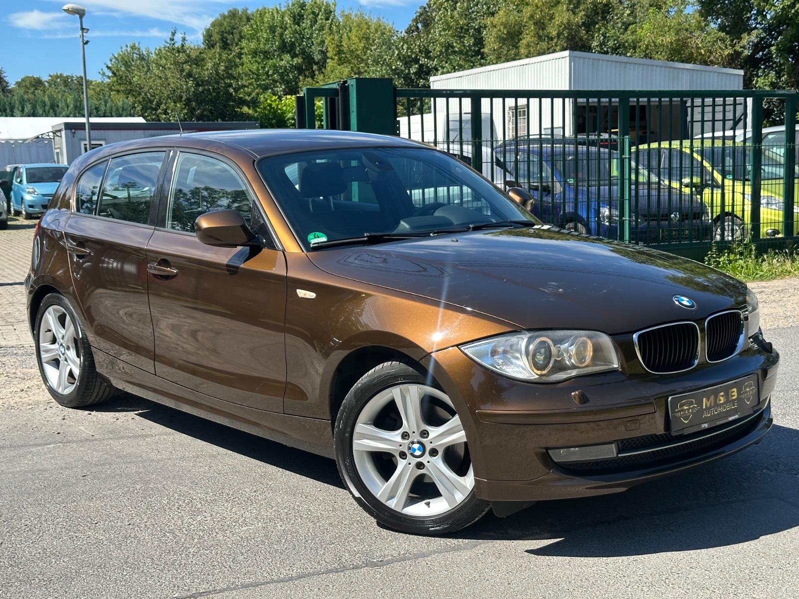 BMW Limousine 118d KeylesGo Pdc/Xenon/Nav 6 Gang