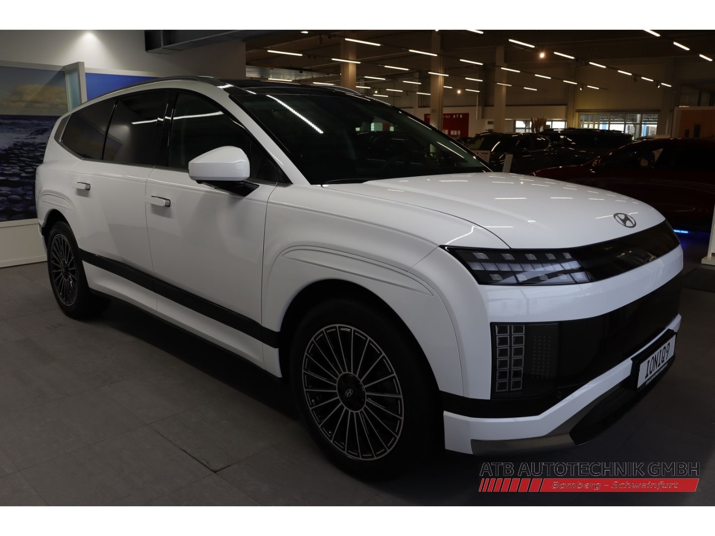 Fahrzeugabbildung Hyundai IONIQ 9 6-Sitzer MY26 UNIQ 110 kWh 307 PS PANO-D