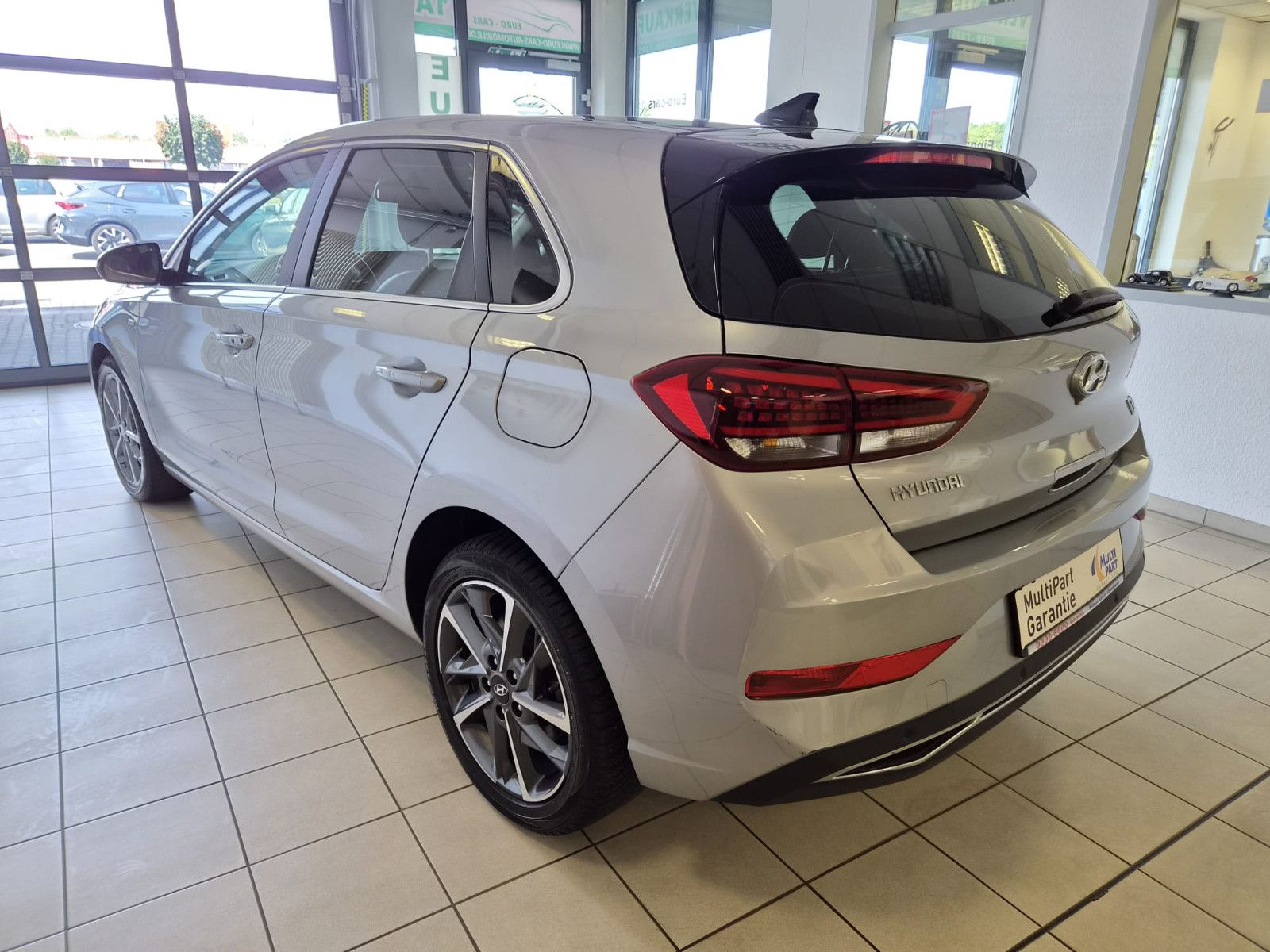Fahrzeugabbildung Hyundai i30 Prime Mild-Hybrid / KAMERA / 1. HAND