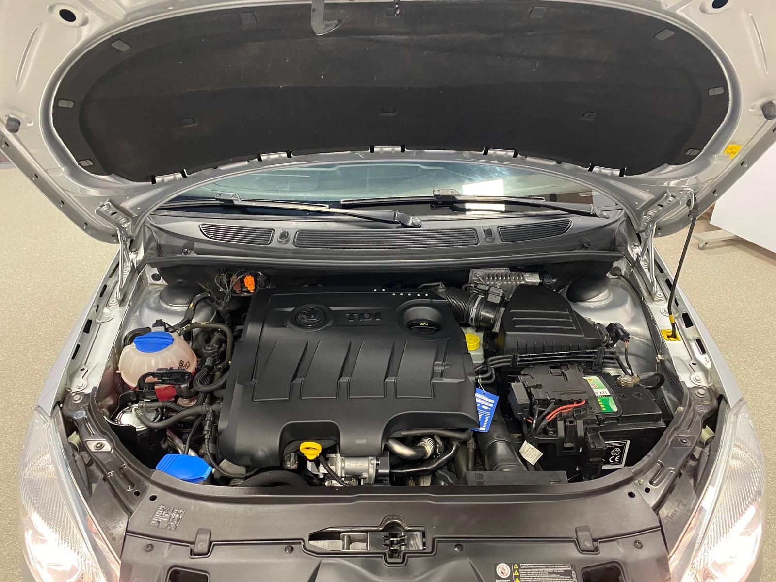 Fahrzeugabbildung SKODA Fabia 1.6 TDI Ambition KLIMA+ALU+Allwetter