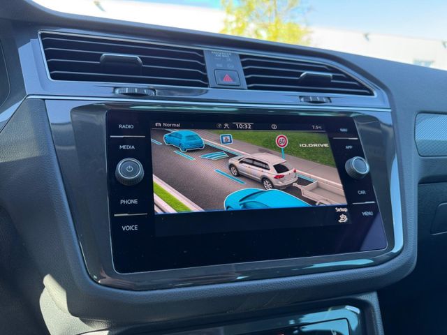Tiguan Active 1.5 TSI StandHZG AHK-klappbar Navi