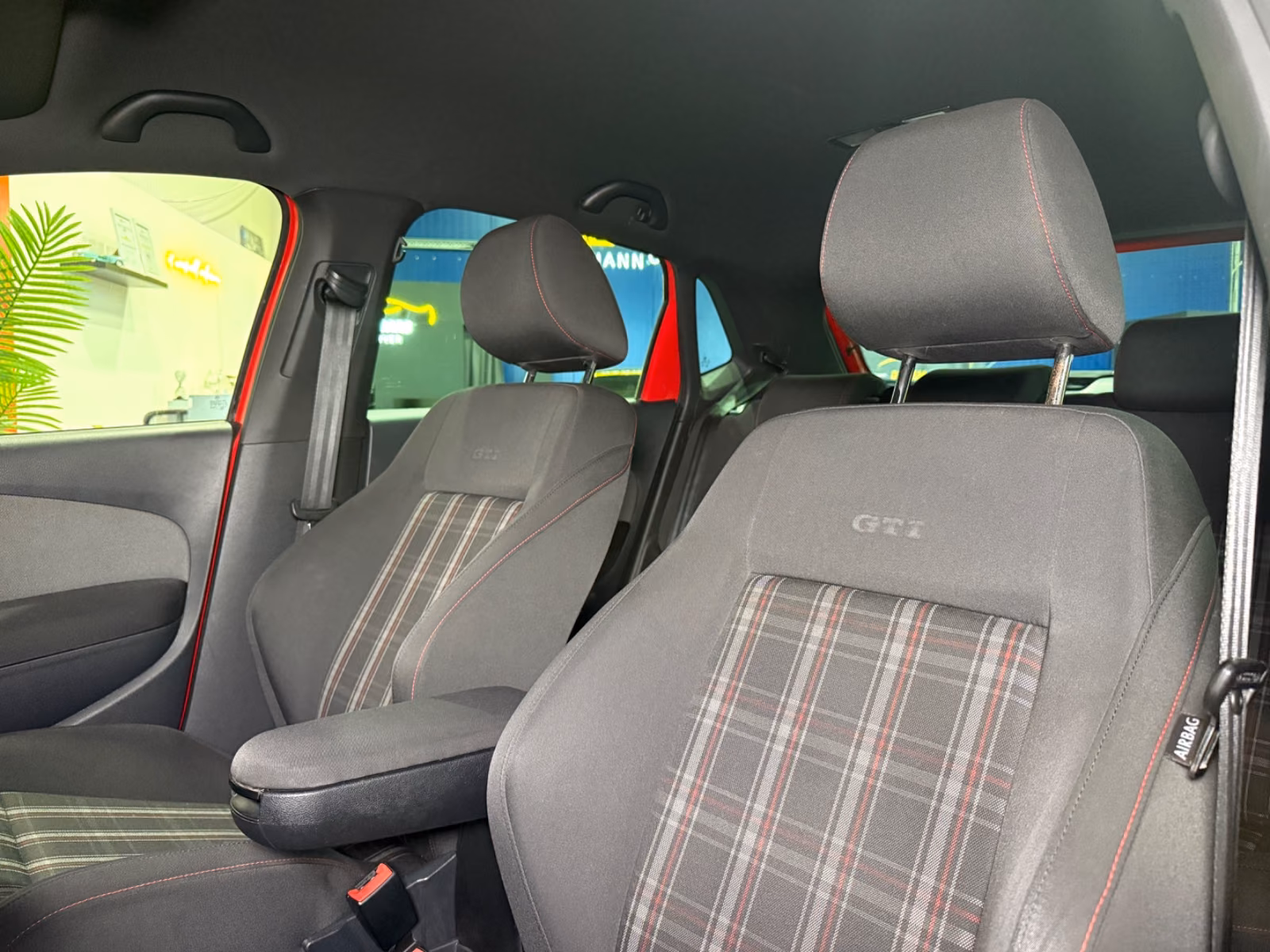 Volkswagen Polo V GTI*1 HAND*PDC*KLIMAAUTO.*TEMPOMAT*ALU*BT