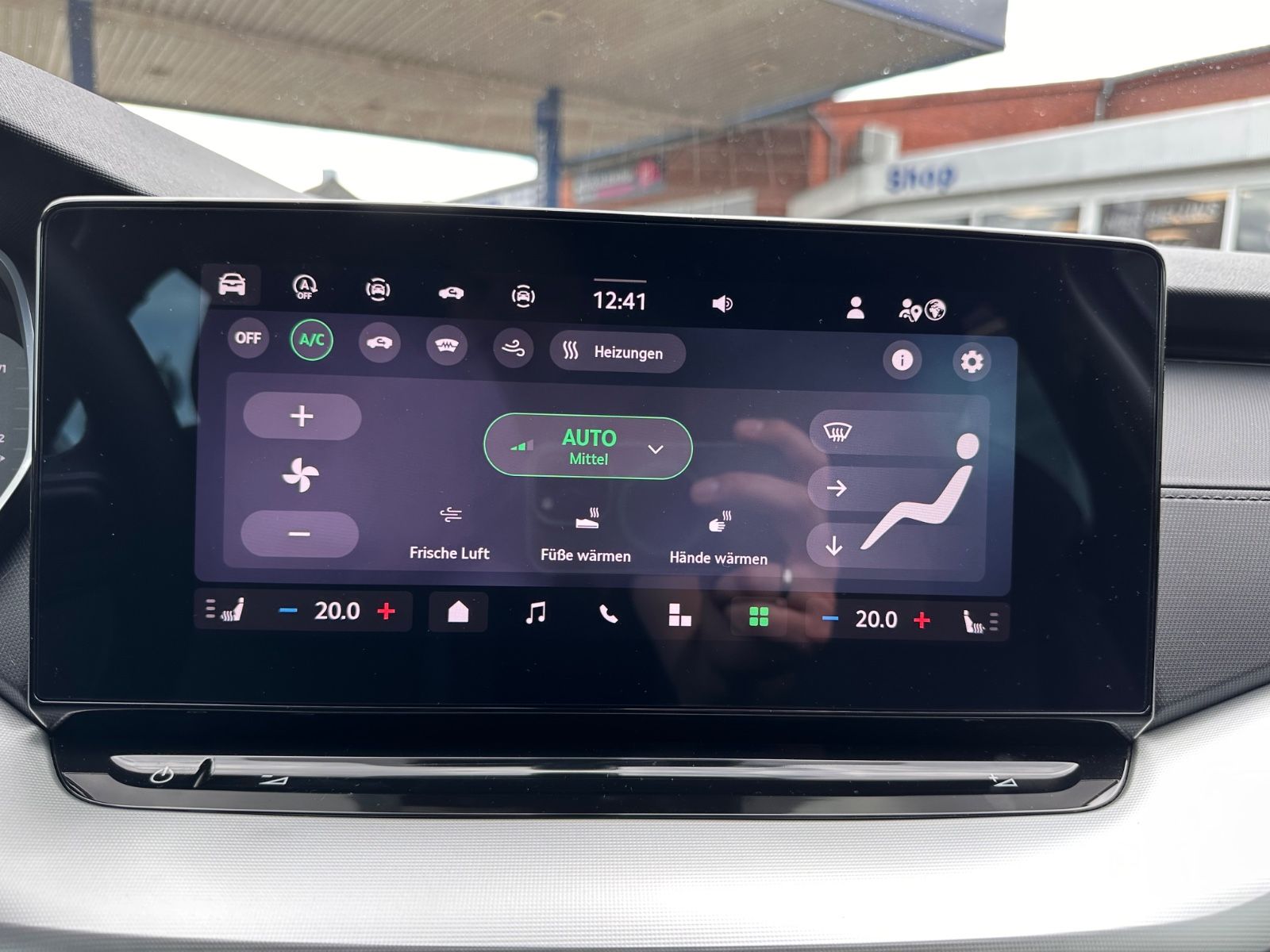 Fahrzeugabbildung SKODA Octavia Combi 1.5 TSI Selection DSG LED/ACC/APP