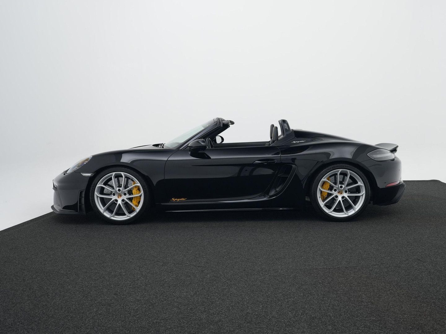 Porsche 718 Spyder imagem 2