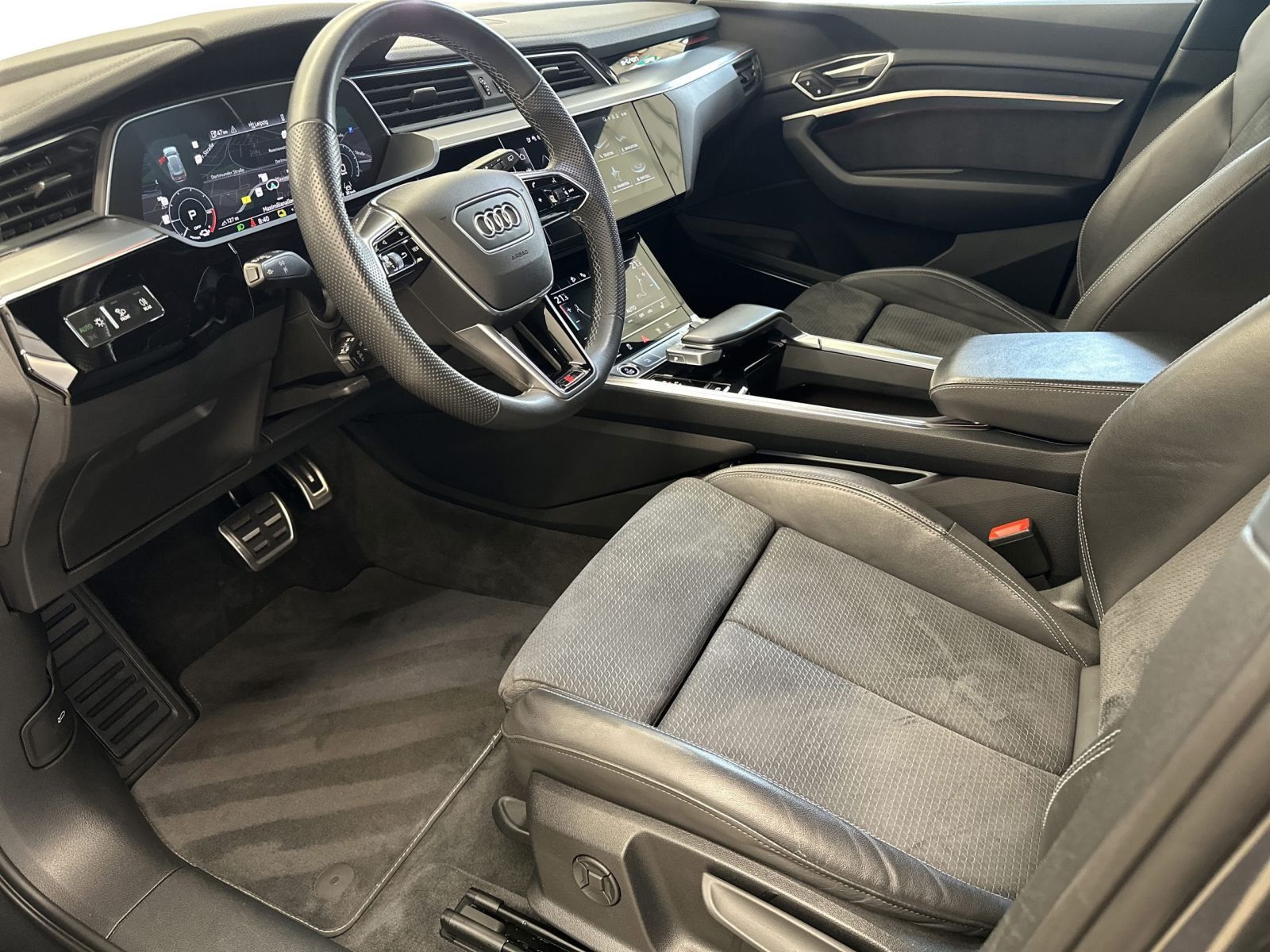 Audi Q8 e-tron - Bild 7