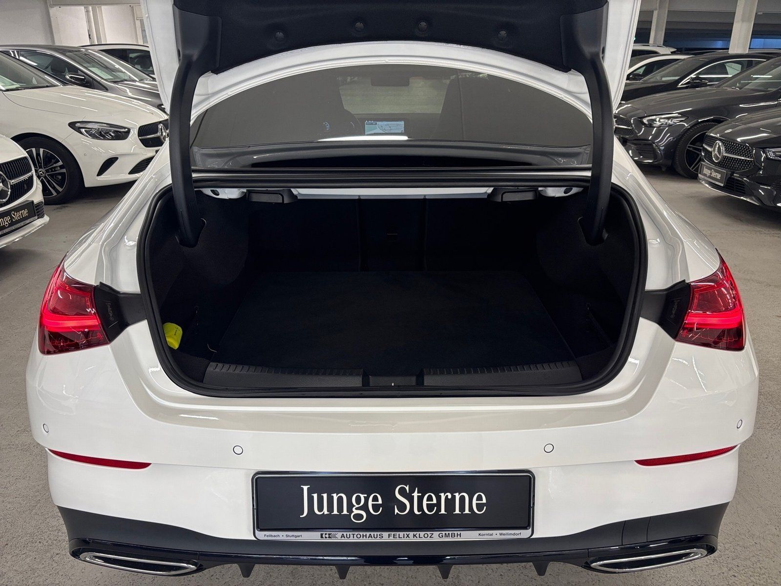 Fahrzeugabbildung Mercedes-Benz CLA 200 AMG Prem*19"*Night*Totwinkel*LED*Kamera*