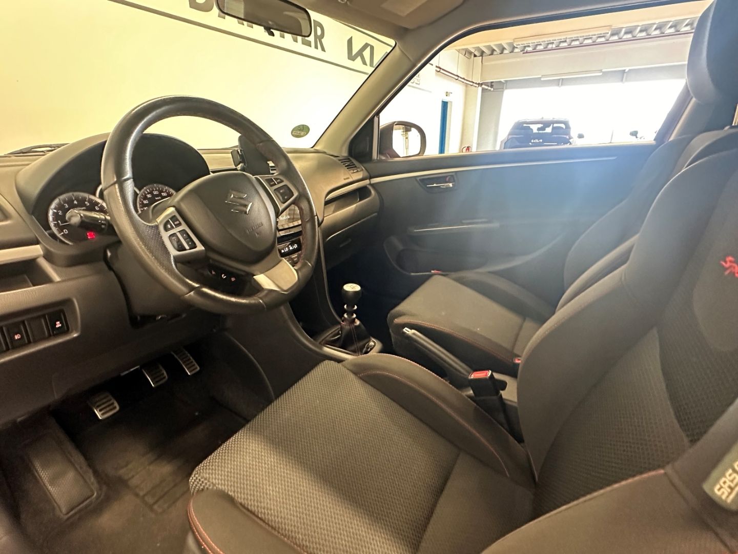 Fahrzeugabbildung Suzuki Swift Sport 1.6 Bi-Xenon Klimaautomatik Keyless