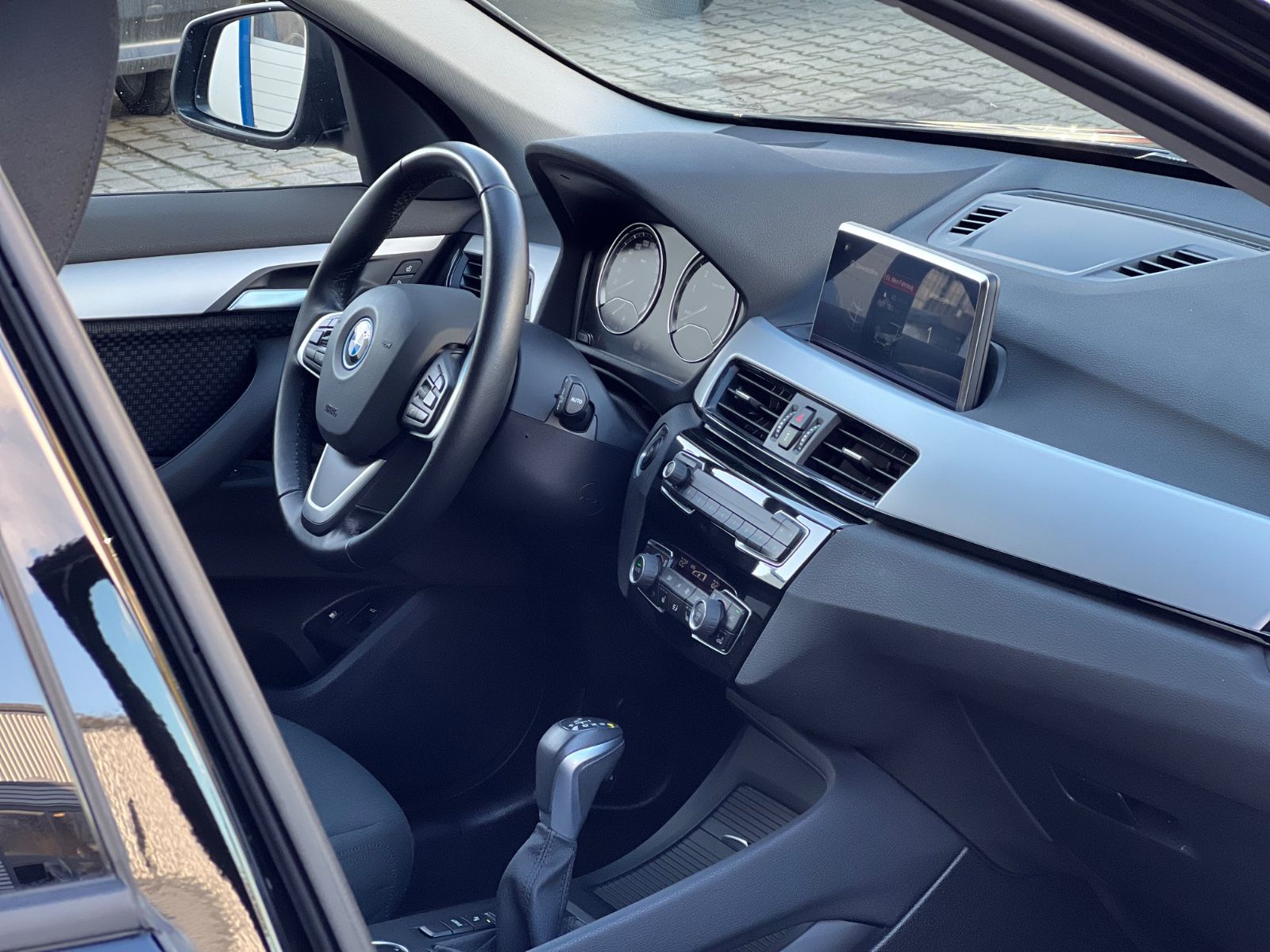 BMW X1 25e xDrive Advantage "KAMERA/LED/DAB/NAVI" foto 36