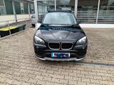 BMW X1 18 i sDrive - BMW X1 mit Benzin-Antrieb: Limousine