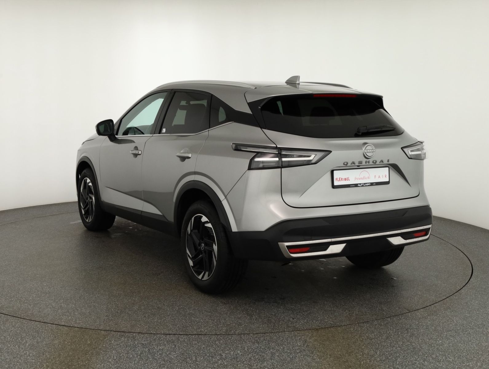 Nissan Qashqai N-Connecta 1.3 Dig-T MHEV Aut. LED ACC imagem 3