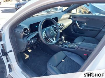 Fahrzeugabbildung Mercedes-Benz A 200 Progressive Standhzg+LED dynam+Rü Kam+Navi