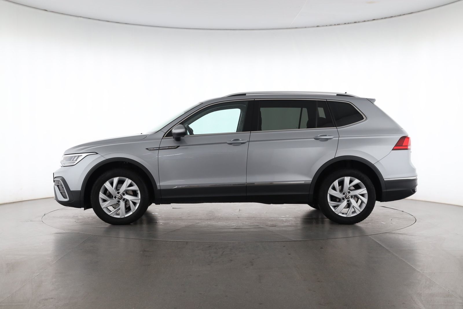 Volkswagen Tiguan Allspace 1.5 TSI DSG Life | NAVI | AHK | imagem 3
