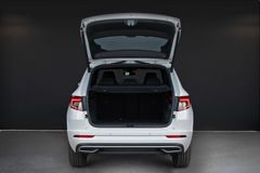 SKODA Karoq Sportline*LED*DAB*Kamera*Unfallfrei