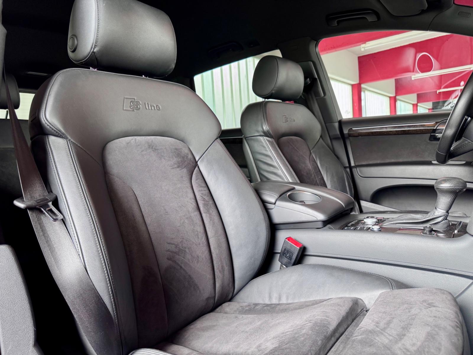 AUDI Q7 4.2 TDI QUATTRO 340ch - S LINE - SUSPENSION PNEUMATIQUE - ATTELAGE - JANTES 21" - CLIMATISATION