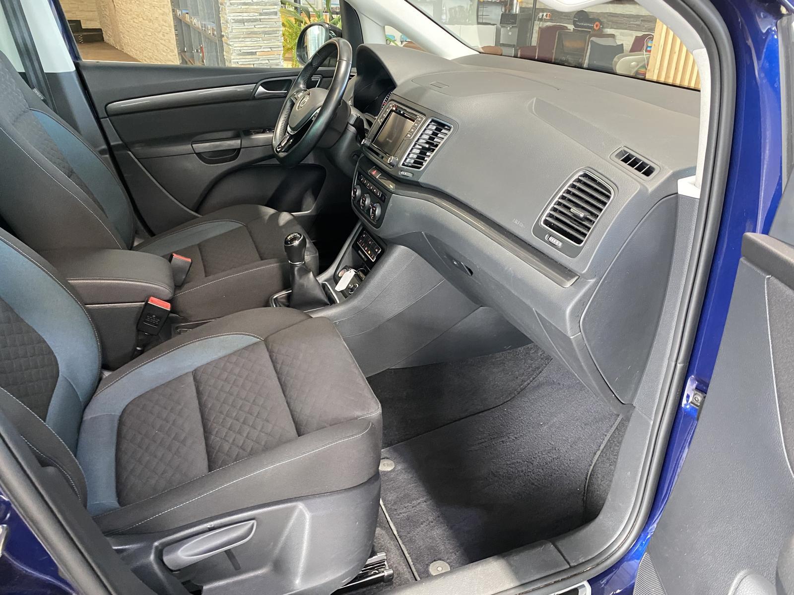 Volkswagen Sharan IQ.DRIVE 7-Sitzer R.Cam Navi AHK ACC SHZ, миниатюра 17