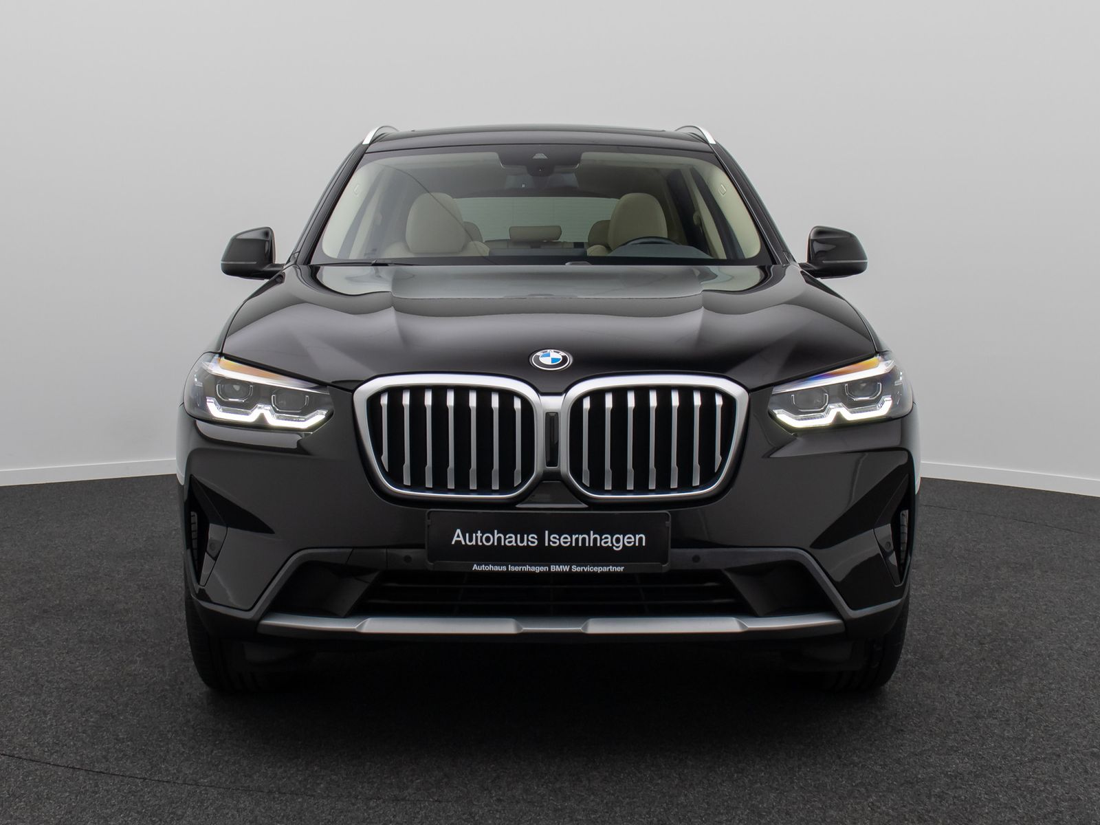 Fahrzeugabbildung BMW X3 xD30d H/K DAB Kamera Leder Panorama MSport
