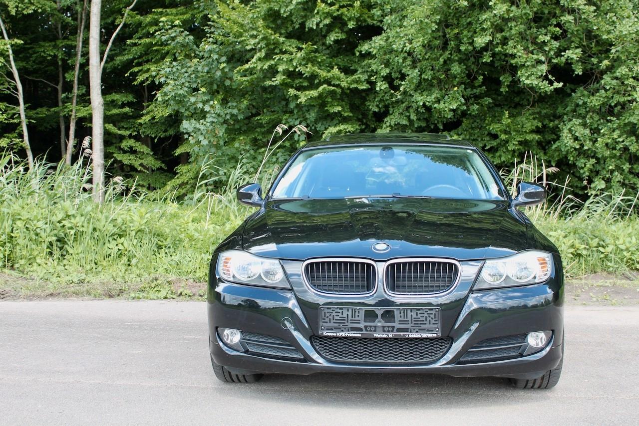 BMW 320i  Limousine Aut, SSD,Tempom, TÜV Service Neu