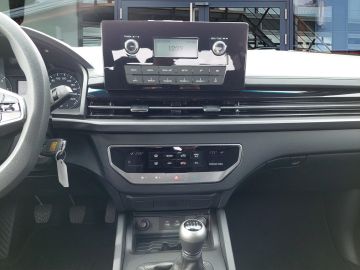 Ssangyong MUSSO Grand Amber 2.2D °Standheizung°SHZ°DAB°