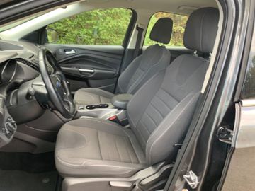 Ford Kuga - 11